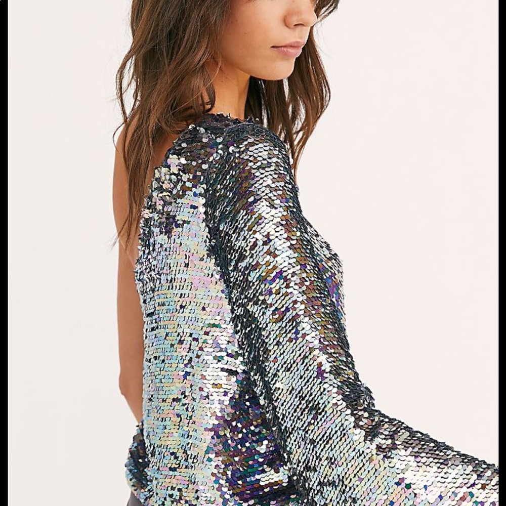 Free people one night only shoulder bodysuit ๐๐ป - Picture 2 of 4